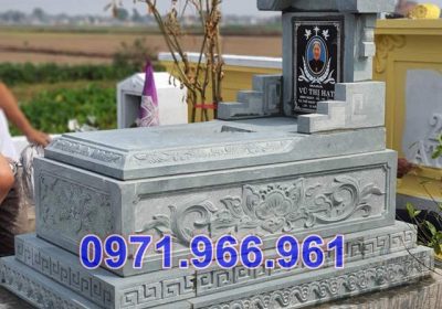 68- Mẫu mộ bằng đá khối tự nhiên đẹp